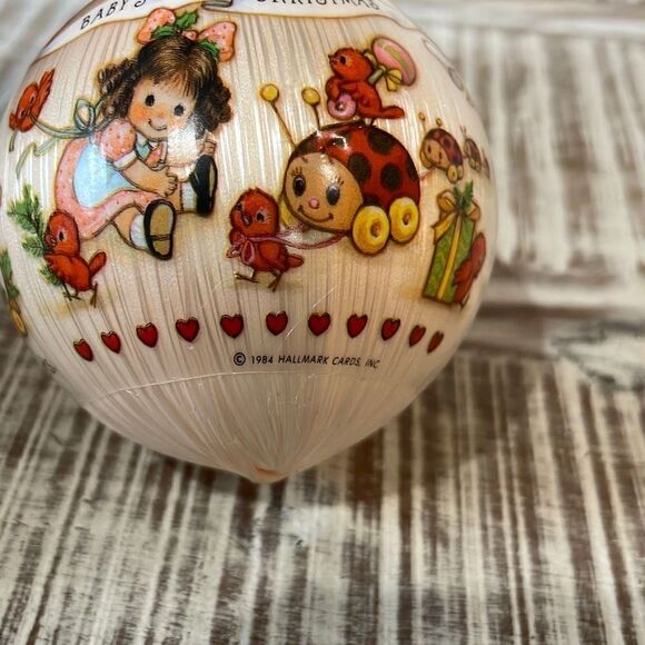 Christmas vintage Hallmark 1984 Christmas Ornament baby’s first Christmas - Picture 7 of 8